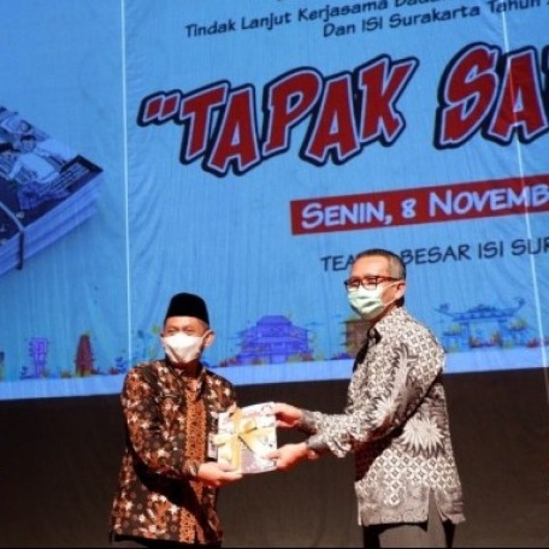Gandeng ISI Surakarta, Kemenag Luncurkan Komik Madani