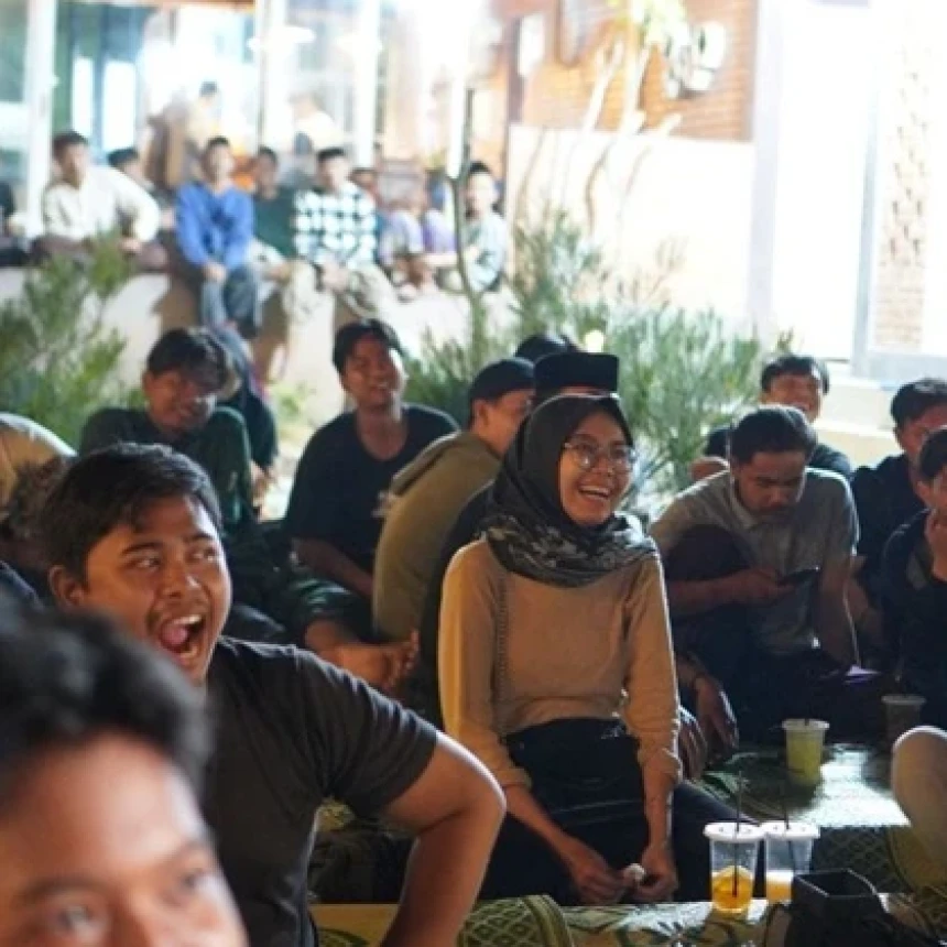 Komika Rembang Bangun Solidaritas dan Kritik Sosial lewat Stand Up Comedy