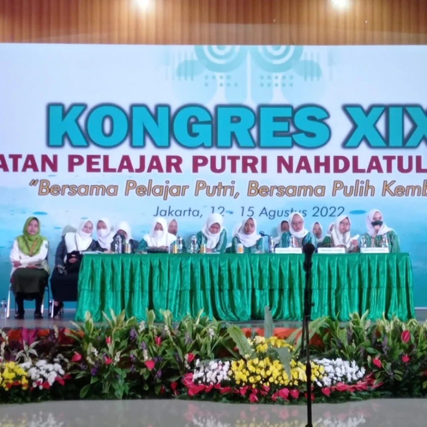 LPJ Nurul Hidayatul Ummah Diterima Peserta Kongres IPPNU di Pondok Gede