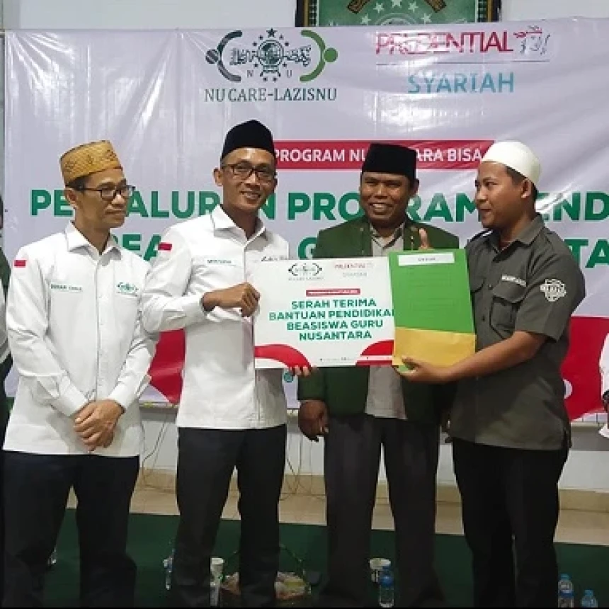 LAZISNU Salurkan Program Pendidikan Beasiswa Guru Nusantara di Kota Cirebon
