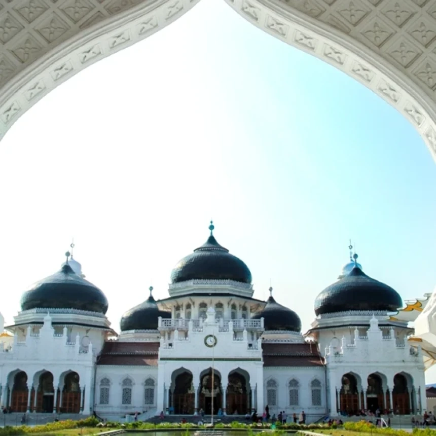 Khutbah Jumat: Menghindari Buruk Sangka kepada Tuhan dan Sesama