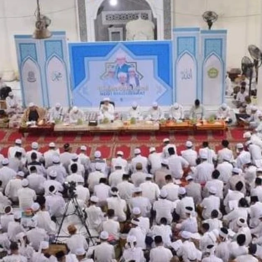 Syahdunya Zikir Maulid Nabi di Bireuen Aceh