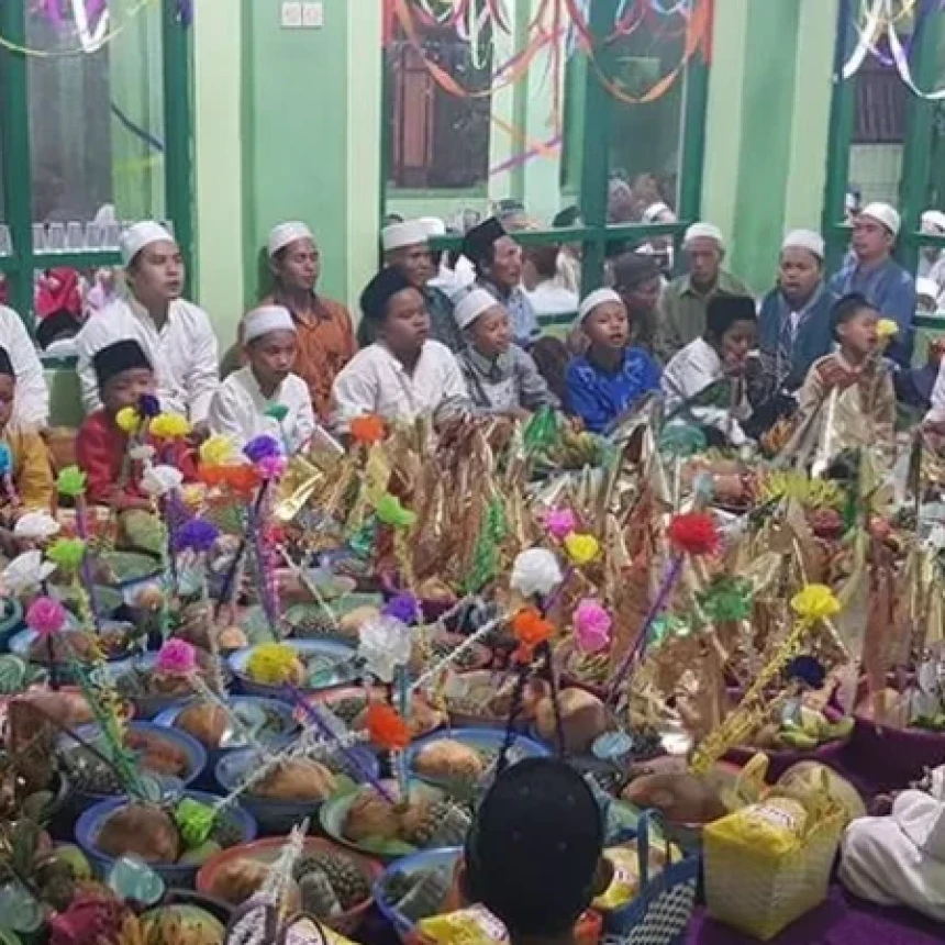 Tradisi Maulid Nabi di Madura: Berlangsung Sebulan Penuh dari Rumah ke Rumah