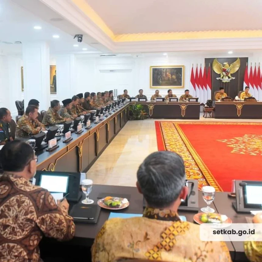 Di Tengah Sorotan Gemuknya Kabinet, Prabowo Bentuk Dua Badan Tambahan