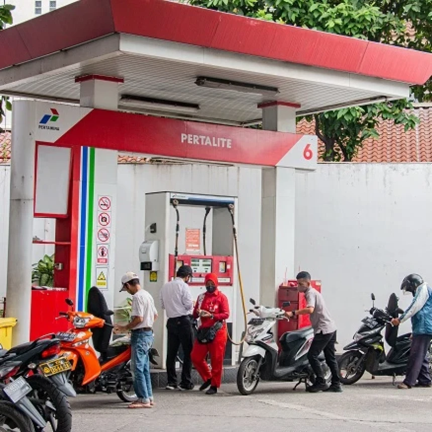 Indonesia Masih Gunakan BBM Kotor, Pengamat: Ada Kepentingan Politik