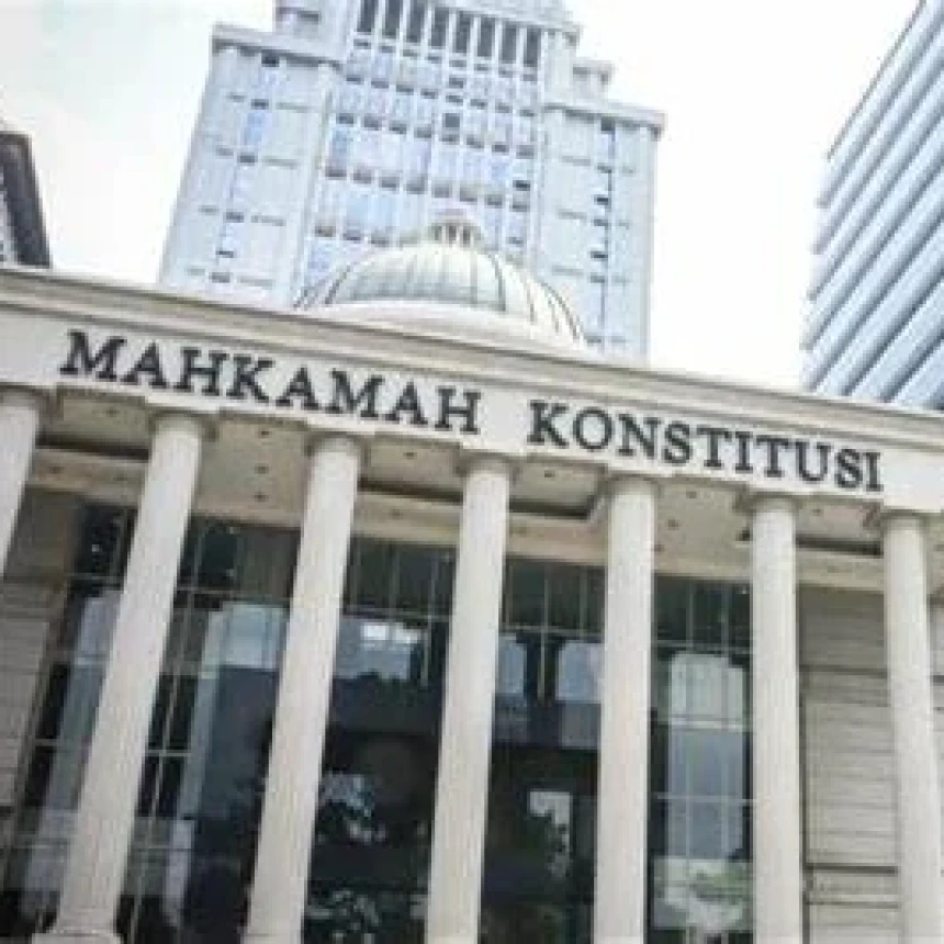 Cabut Permohonan, Pemohon Setuju Polri Berkedudukan di Bawah Presiden Langsung
