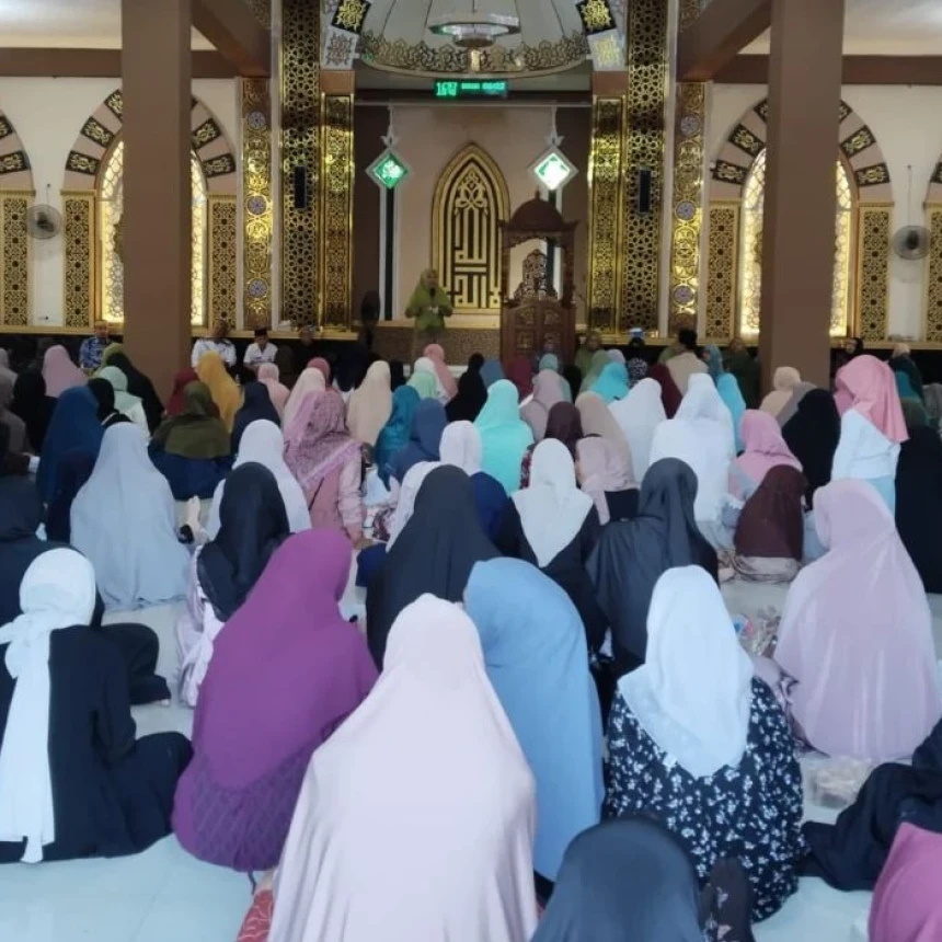 Perkokoh Kepedulian Sosial, Muslimat NU Luwu Timur Sulsel Santuni Anak Yatim di Bulan Muharram