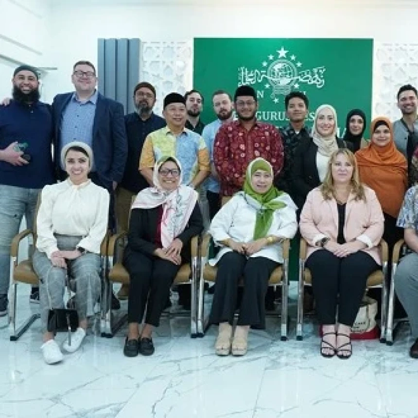 Pemuda Muslim Australia Kunjungi PBNU, Berprofesi Guru hingga Aktor