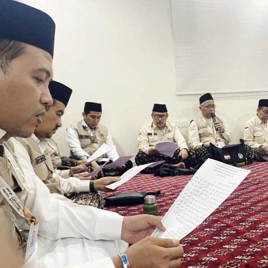 Musyrif Diny Bersama PPIH Gelar Istighotsah, Fokus Keselamatan Jamaah