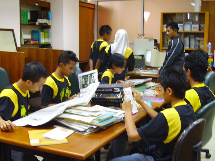 Kunjungan Siswa-siswi ke Perpustakaan PBNU