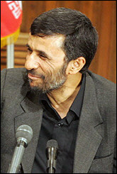 Ahmadinejad: Iran Tetap Kembangkan Program Nuklir