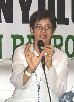 Nurul Arifin supports PBNU edict on gossip news