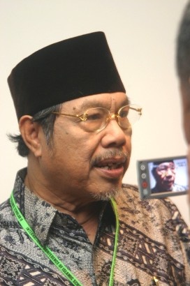 KH. Tolchah Hasan Minta Kongres Pemuka Agama Tanpa Nuansa Politik