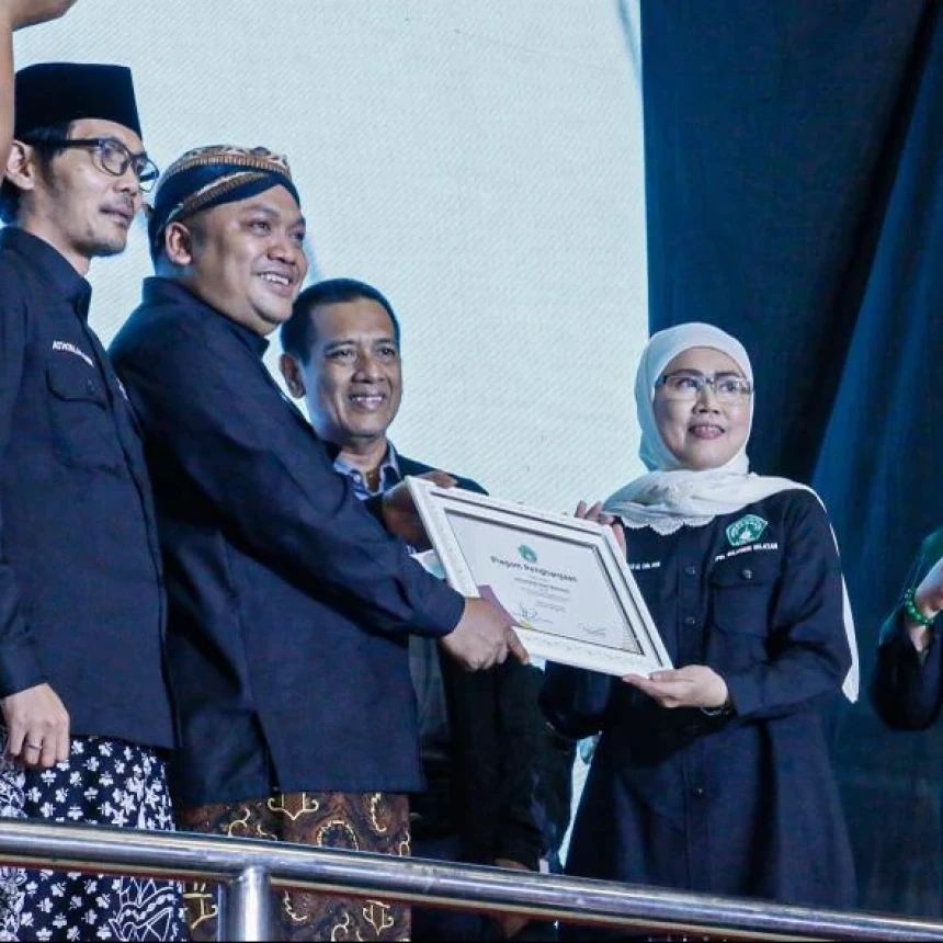 Miliki Mata Kuliah Pagar Nusa, Universitas Islam Makassar Diganjar Penghargaan