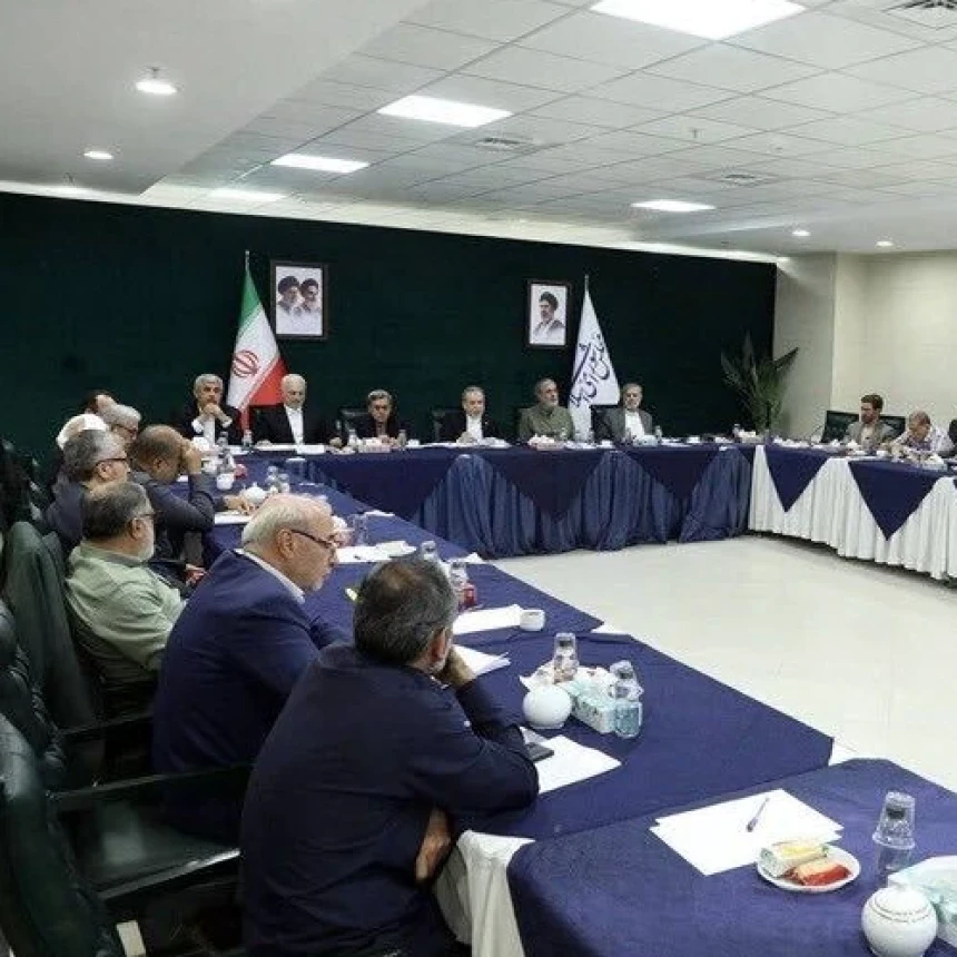 Iran Bahas Syarat Pembukaan Kembali Selat Hormuz