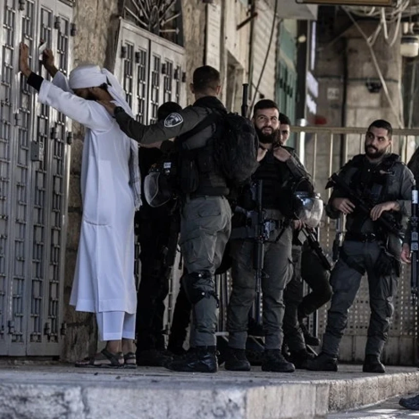 Israel Batasi Shalat di Masjid Al-Aqsa, Jamaah Kosong Melompong