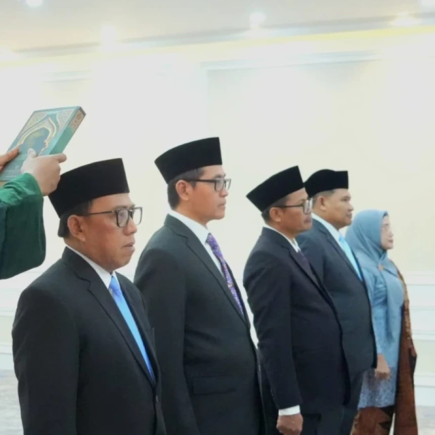 Menag Lantik Sekretaris dan 4 Direktur Ditjen Pesantren