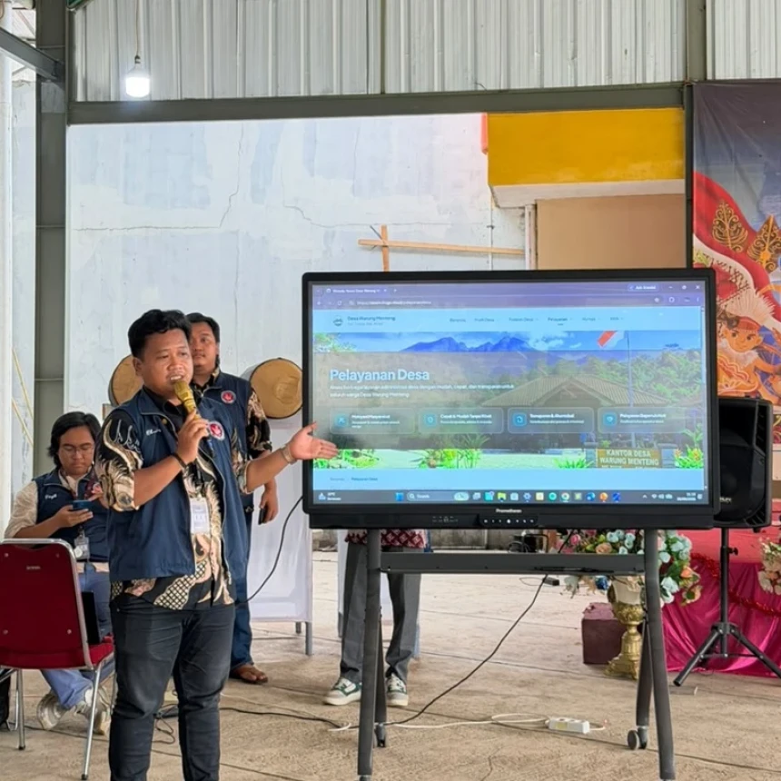 Mahasiswa KKN Unusia Luncurkan Website Desa Warungmenteng sebagai Langkah Awal Digitalisasi Desa