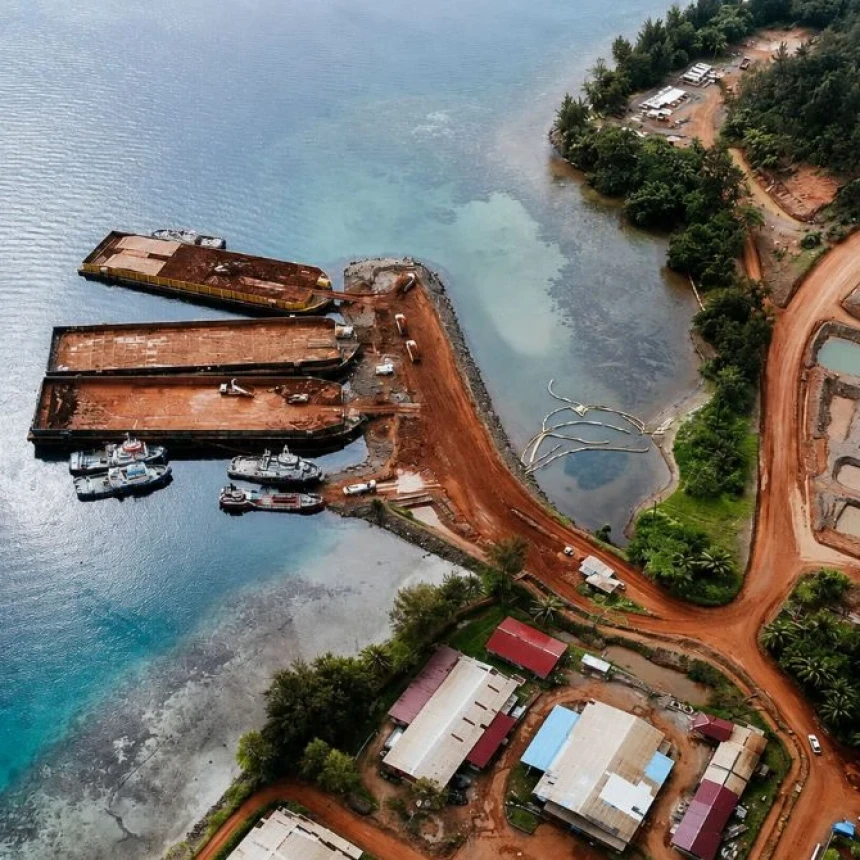 Bantah Klaim Keamanan Raja Ampat, Greenpeace Desak Penutupan Total Tambang Nikel dan Evaluasi Status Wilayahnya