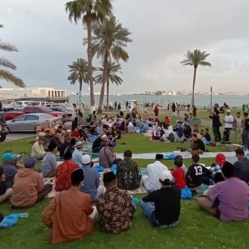Semarak Ramadhan, PCINU Qatar Bagikan Ratusan Paket Ifthar