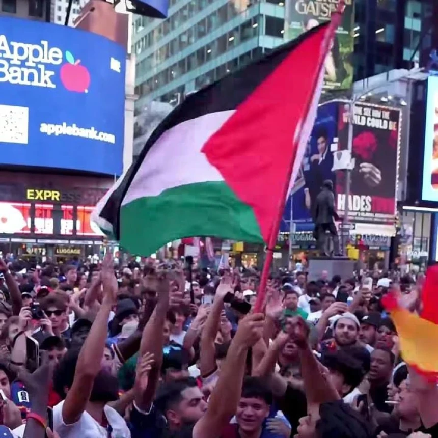 Pendukung Spanyol Kibarkan Bendera Palestina Sepanjang Turnamen Piala Dunia 2026