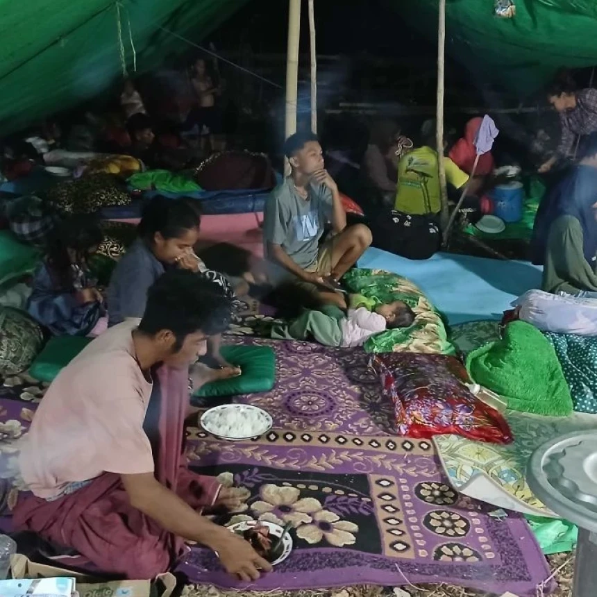 Korban Meninggal Akibat Gempa NTT Bertambah Jadi 100 Orang, 180 Ribu Warga Mengungsi