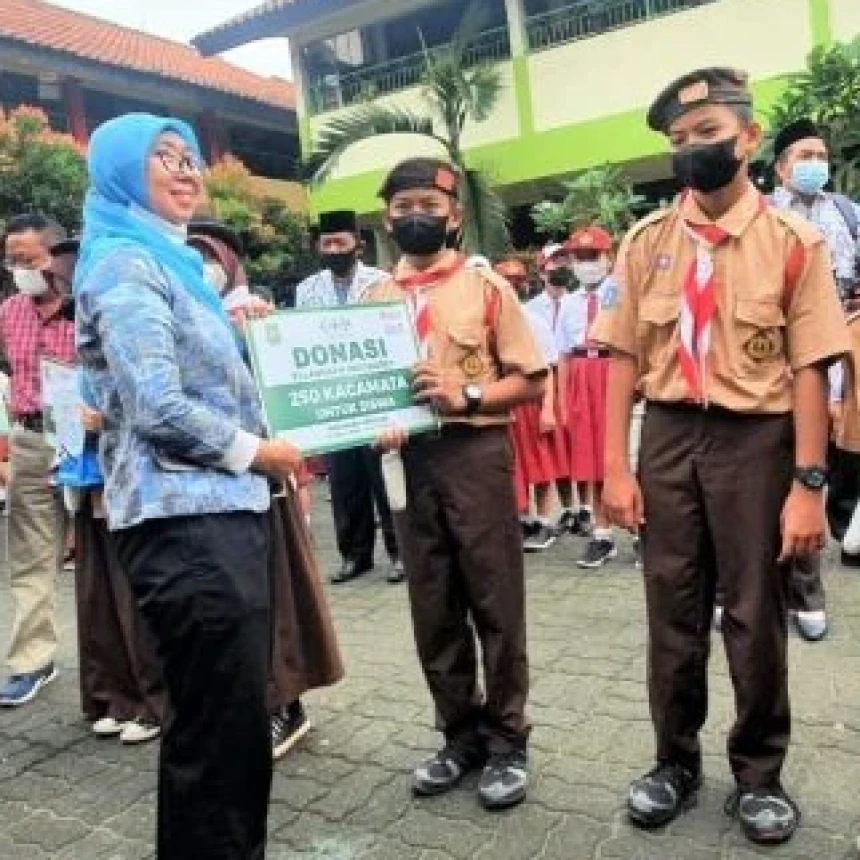 LAZISNU PBNU Bagikan Kacamata Gratis untuk Siswa di Tangerang Banten