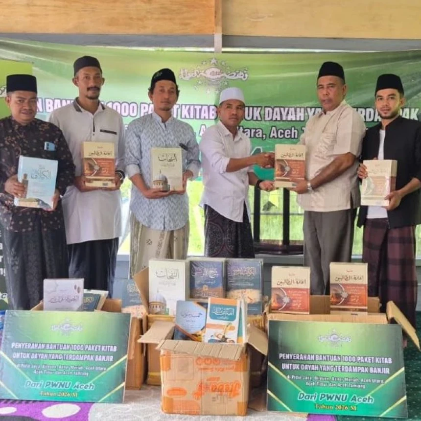 PWNU Aceh Salurkan Ribuan Kitab untuk Santri Terdampak Banjir di 6 Kabupaten