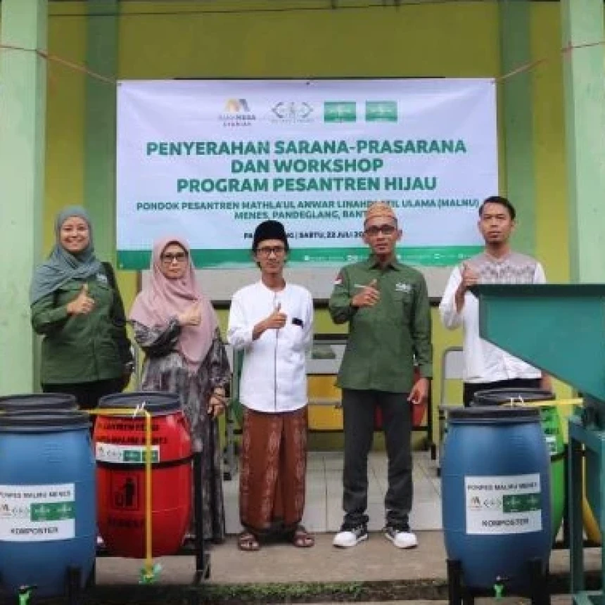 Pesantren MALNU Menes Banten Terima Sarana Prasarana Program Pesantren Hijau