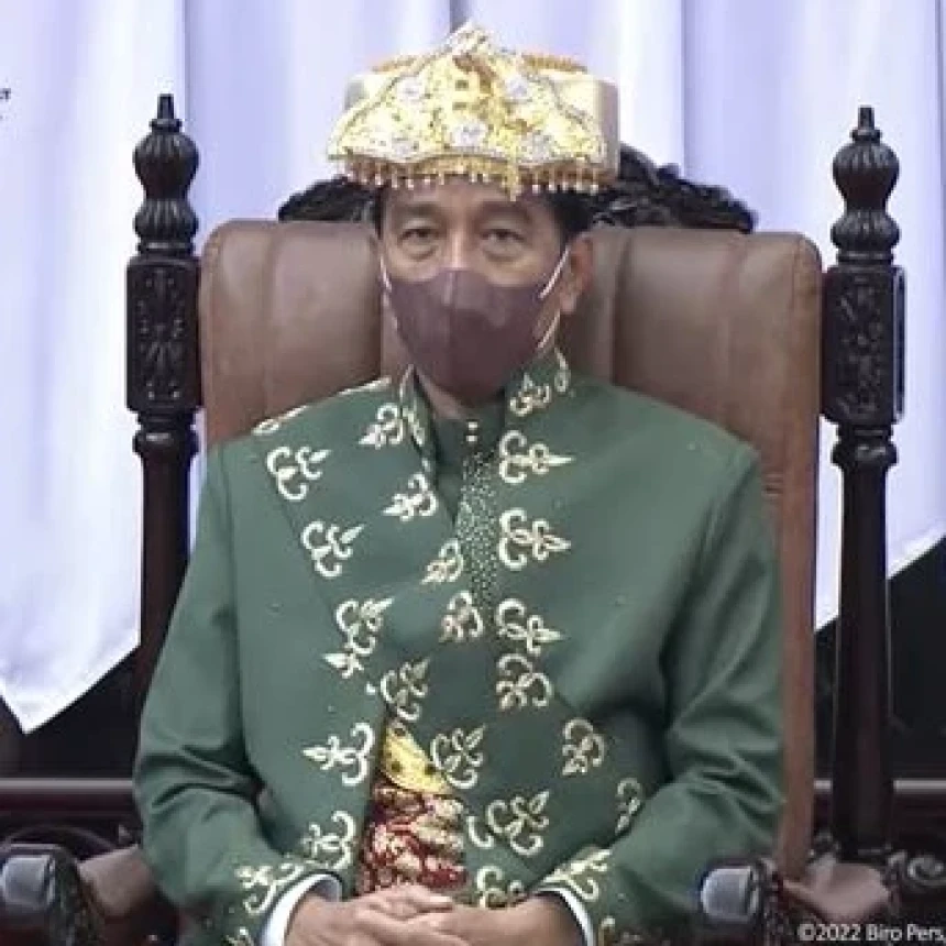 Baju Adat Paksian yang Dipakai Jokowi Dibuat Pengrajin Lokal, Ini Maknanya