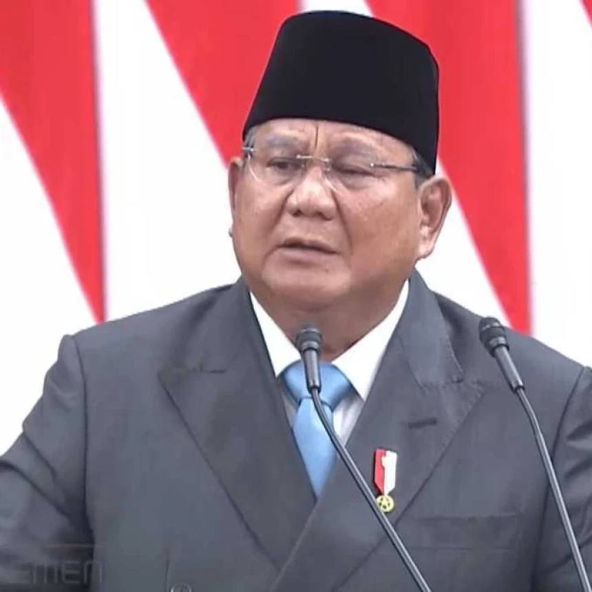 Prabowo Ungkap Alasan Gaji Guru dan ASN Masih Kecil: Kekayaan RI Banyak Lari ke Luar Negeri