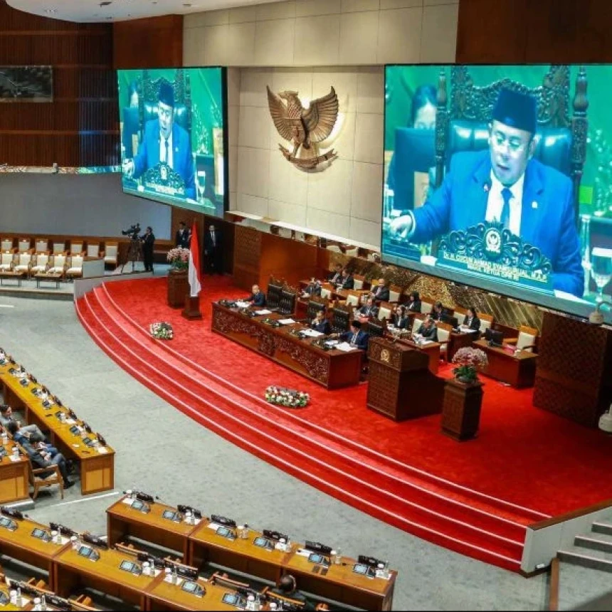 DPR Sahkan RUU Polri Jadi Undang-Undang, Klaim Libatkan Publik dalam Pembahasan 