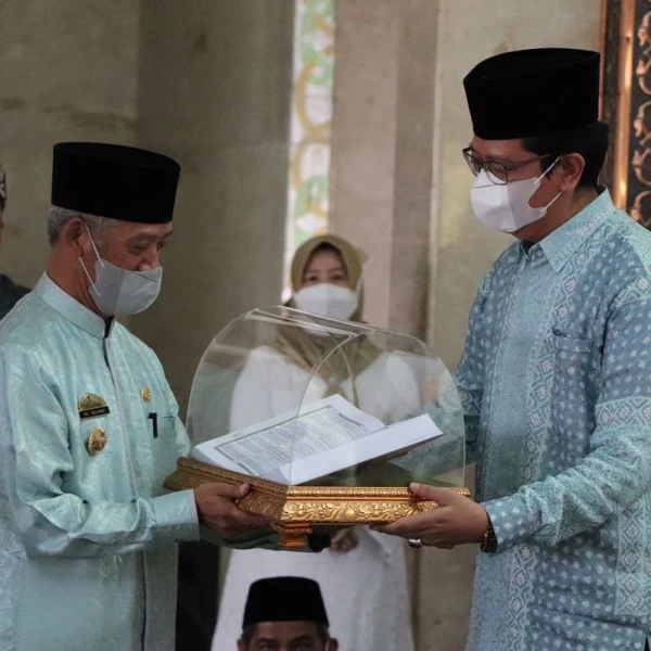 Pringsewu Luncurkan Al-Qur’an Terjemahan Bahasa Lampung