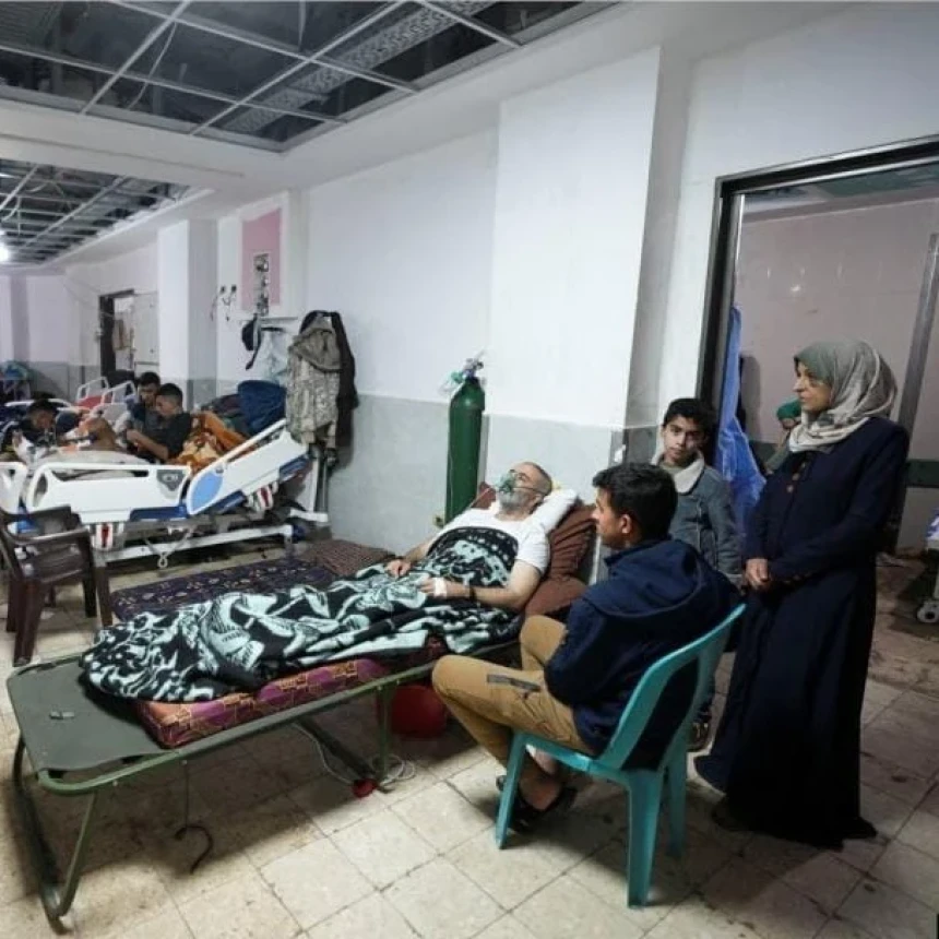 Palestina Krisis Kesehatan Parah, Hanya Lima Dokter Bertahan di RS Al-Aqsa Gaza