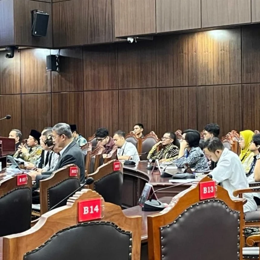 Di MK, Pemerintah dan DPR Sebut Argumen Pemohon soal Ketidaksetaraan Dana Pendidikan Pesantren Keliru