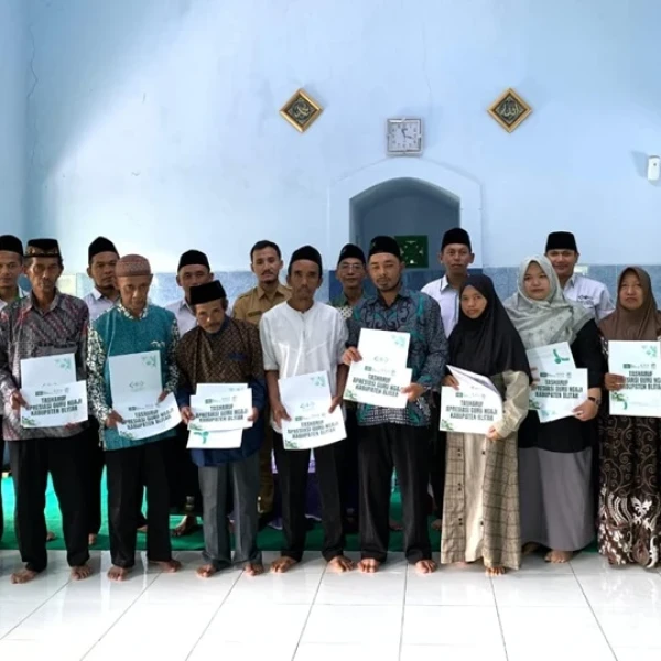 Lewat Program Santri Mengabdi, LAZISNU Beri Apresiasi Guru Ngaji di Blitar