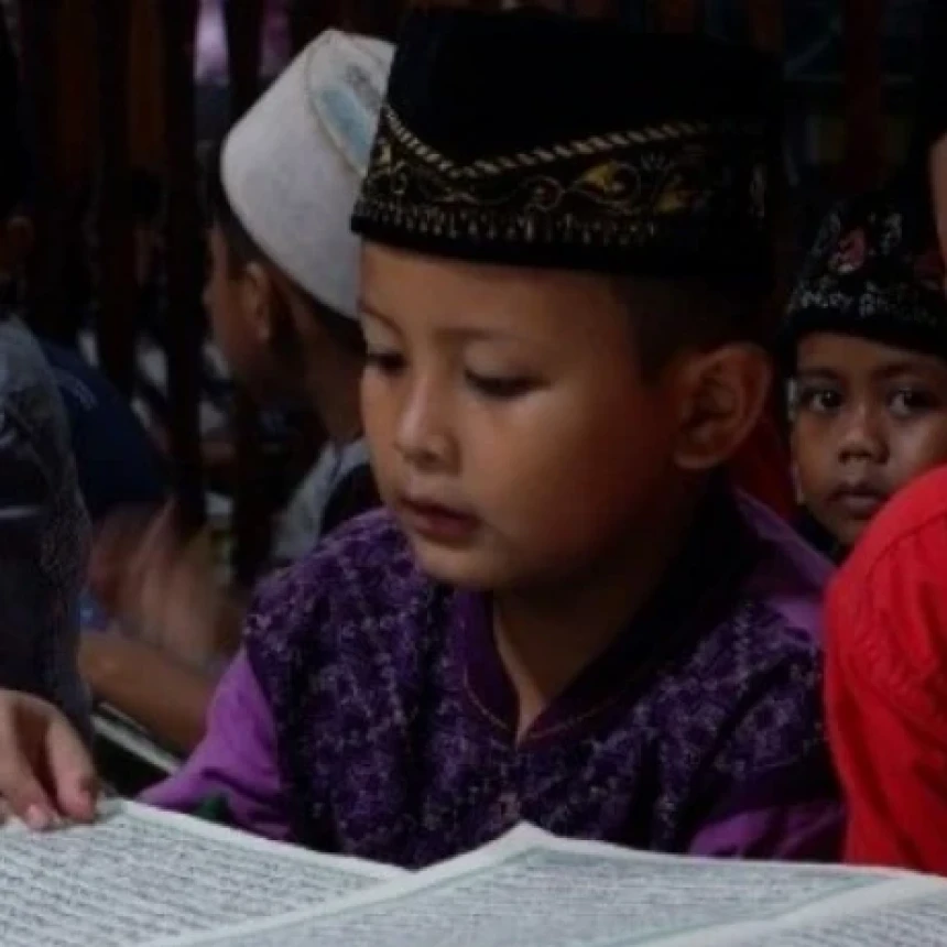 Khutbah Jumat: Anjuran Menyantuni Anak Yatim dalam Islam