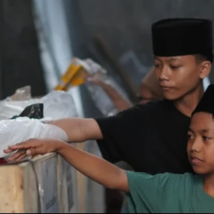 Pesantren Krapyak Ubah Sampah Menjadi Berkah, Santri Jadi Penggerak