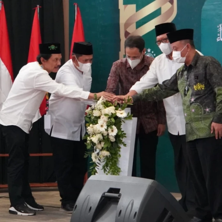 Mendikbudristek dan Ketua LP Ma'arif Luncurkan Satgas Ma'arif Bermartabat Cegah 3 Dosa Pendidikan