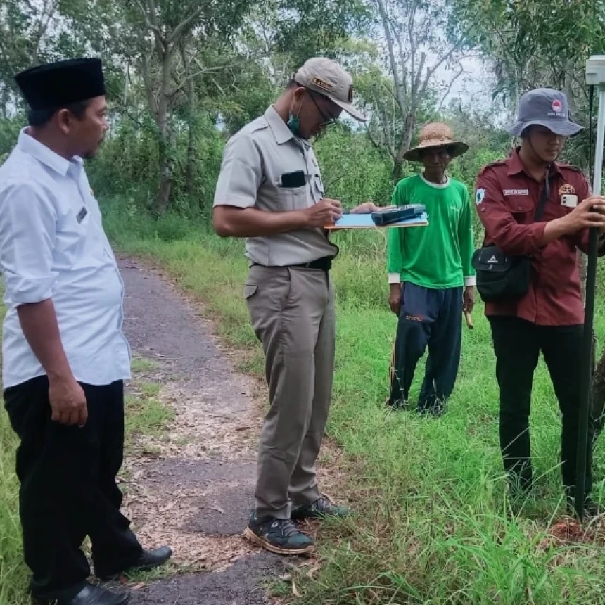 Semangat Nahdliyin Sumenep Ukur Tanah Manfaatkan Program Sertifikat Tanah Gratis BPN