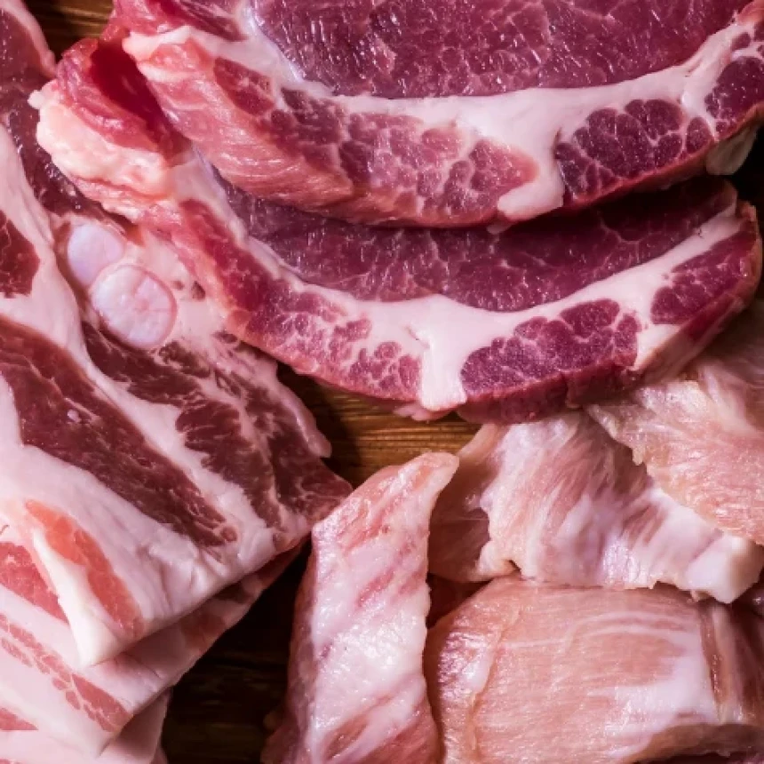 Hukum Belanja di Toko yang Menjual Daging Babi