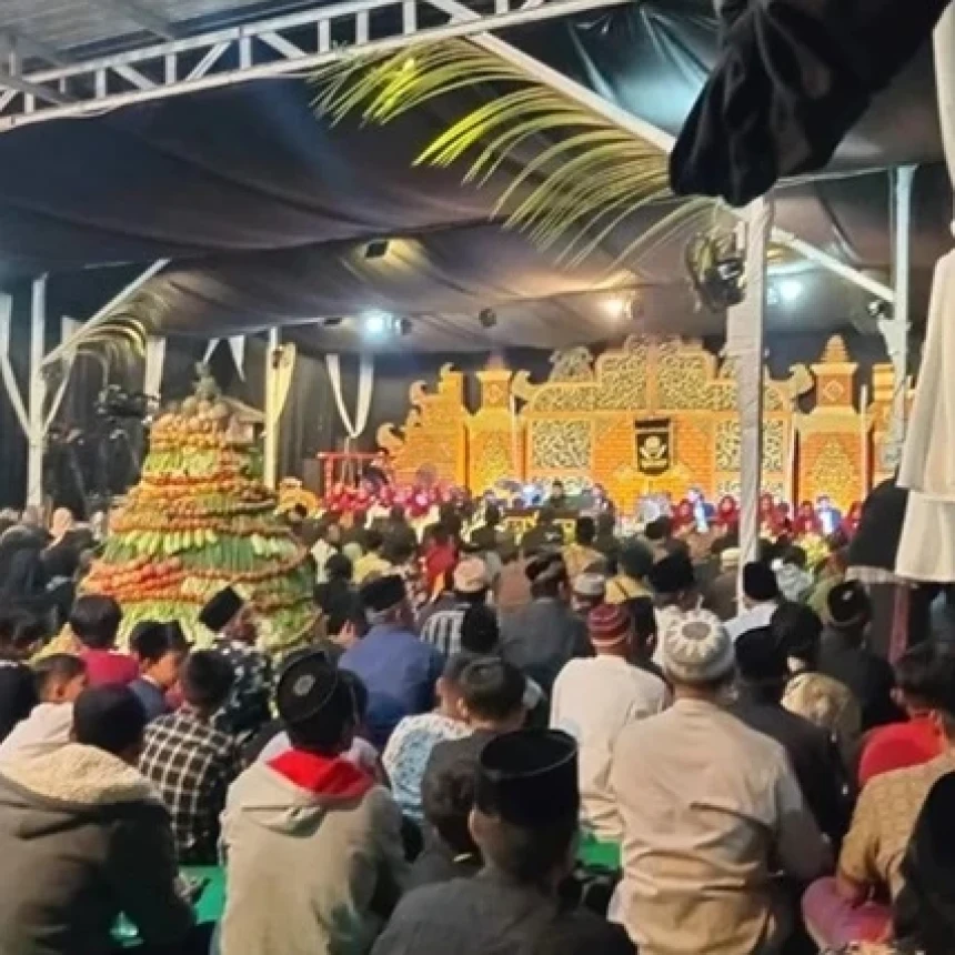 Tradisi Sedekah Bumi dan Jamasan Pusaka Bende Satukan Keragaman Masyarakat di Bumijawa