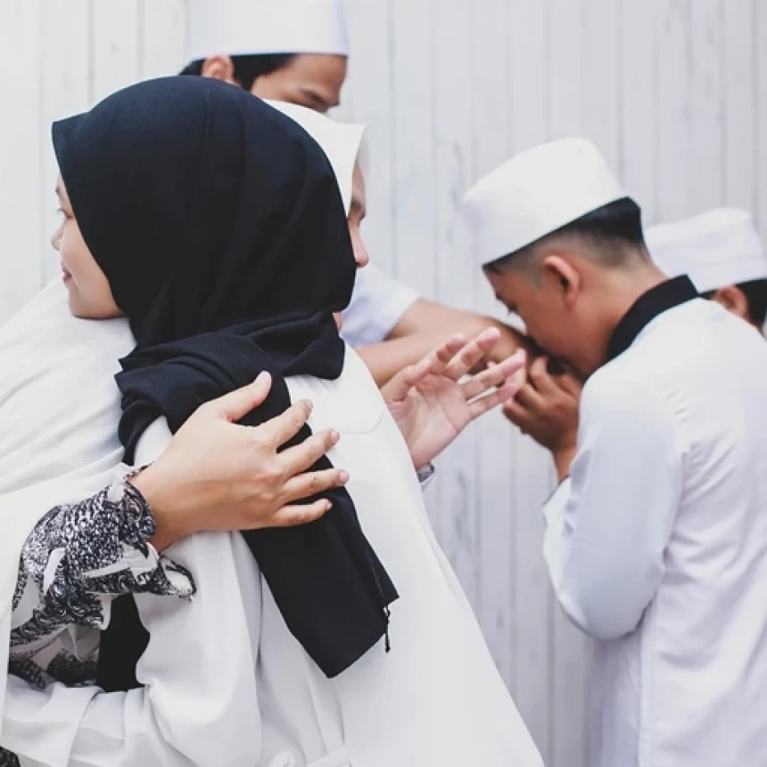 Islam Larang Keras Putus Hubungan Keluarga, Lebaran Momen Tepat Menyambungnya