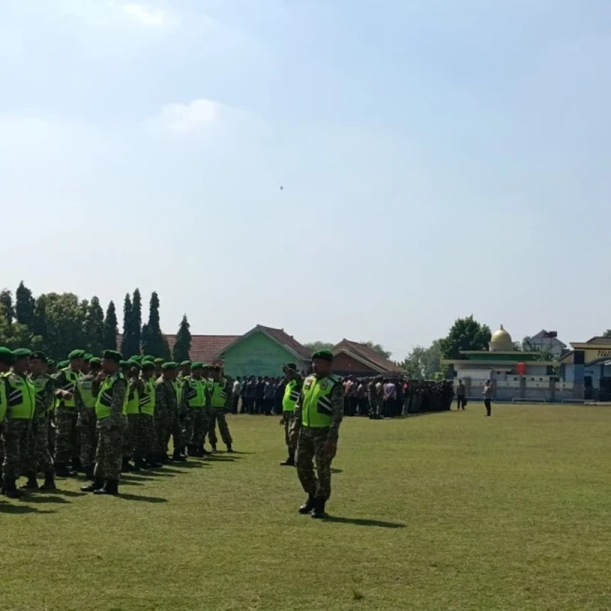 Jelang Pembukaan Muktamar Ke-35 NU, TNI Simulasikan Pendaratan Helikopter Wapres Gibran