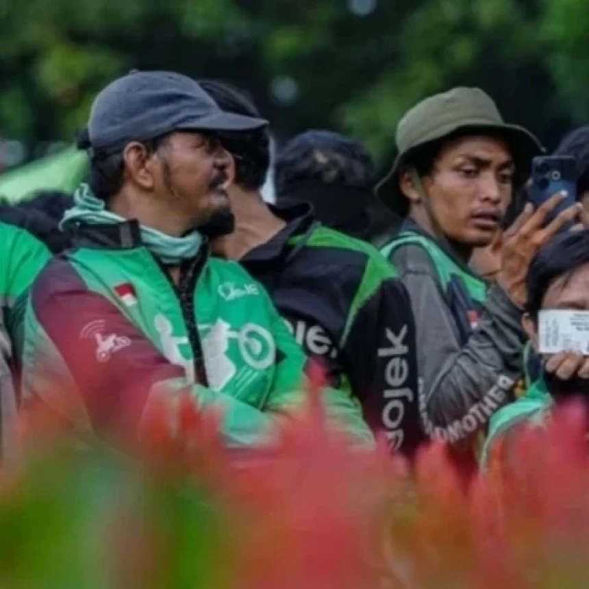 DPR Minta Status dan Hak 2-4 Juta Pengemudi Daring Dipertegas dalam Revisi UU LLAJ