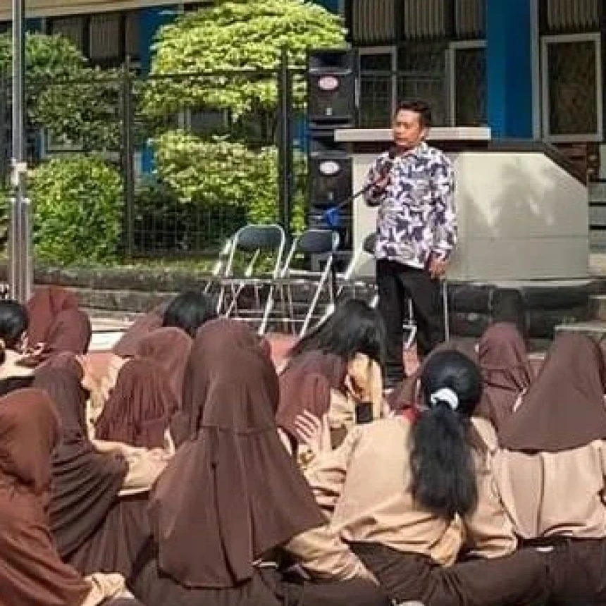 Komisioner KPAI Deklarasikan Sekolah Ramah Anak di SMPN 229 Jakarta
