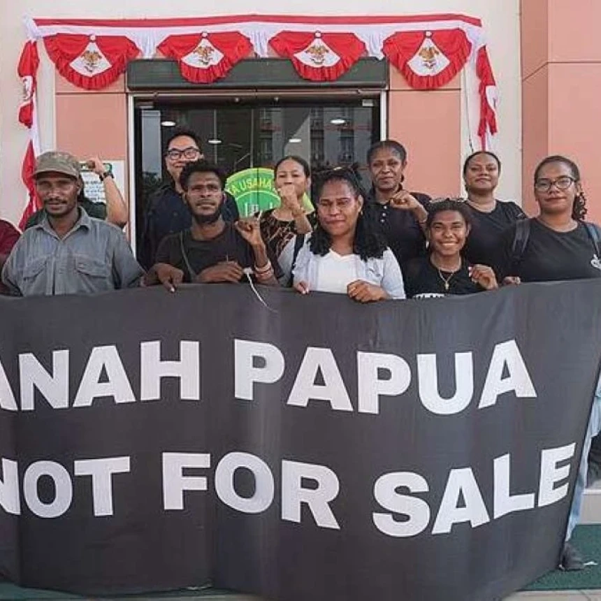 Hutan Papua Terancam, Jalan PSN 135 Km Dinilai Abaikan Krisis Iklim