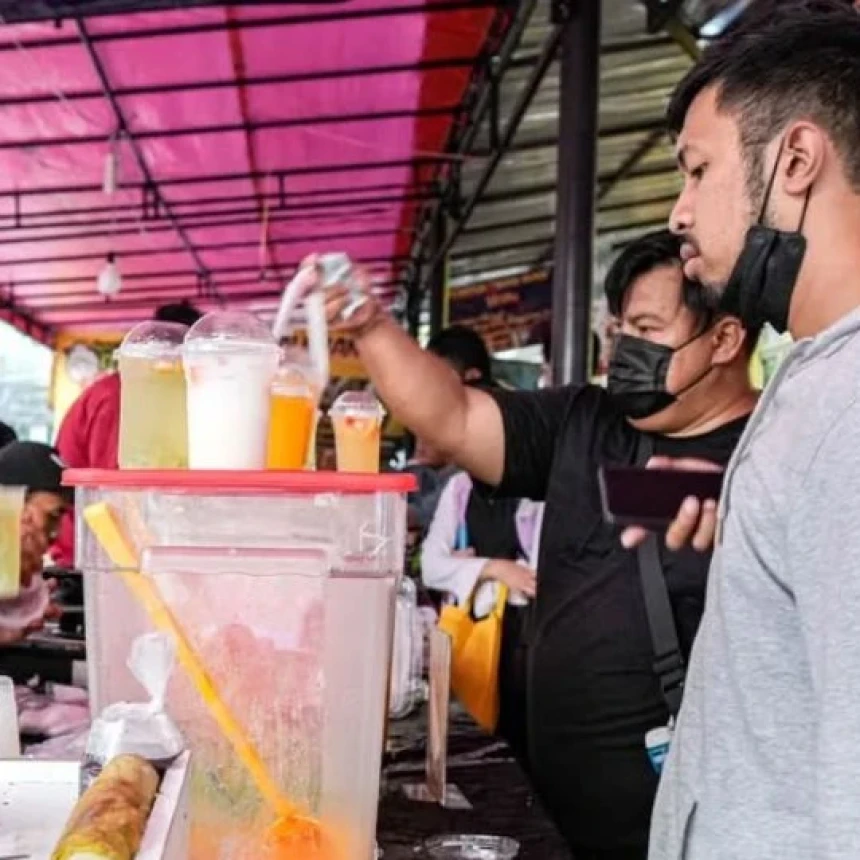 Ganjaran Besar bagi Orang yang Bekerja untuk Menafkahi Keluarga