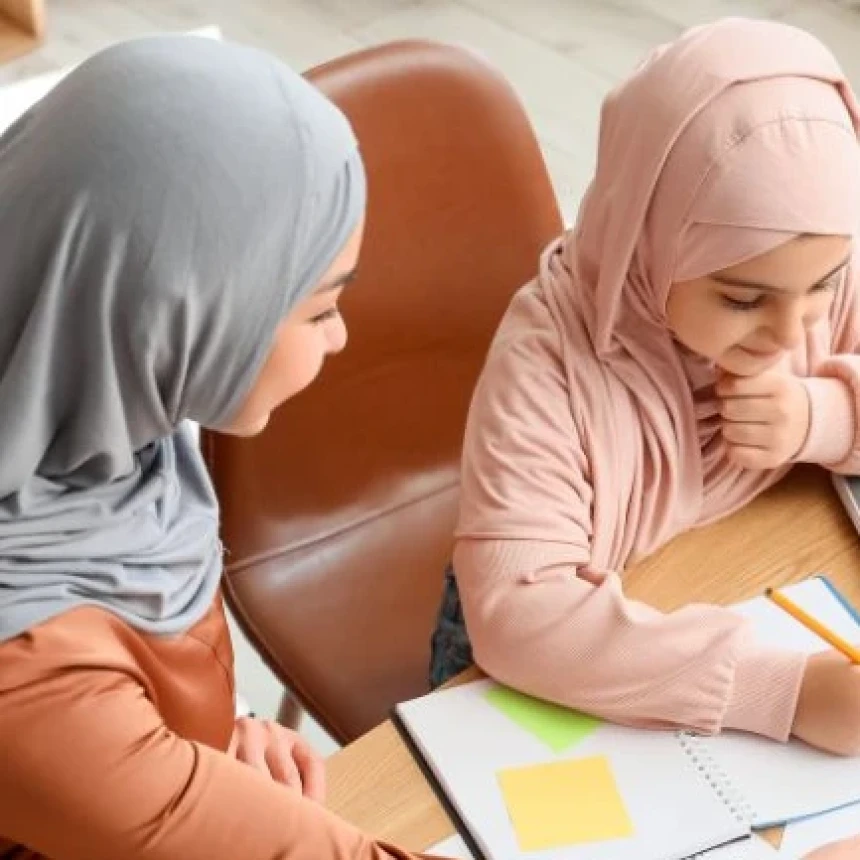 Pandangan Ibnu Rusyd tentang Muslim Mempelajari Ilmu dari Non-Muslim