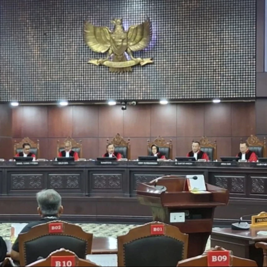 Putuskan UU KUHP, MK: Penghinaan Presiden Hanya Dapat Dituntut Berdasarkan Aduan Presiden-Wapres